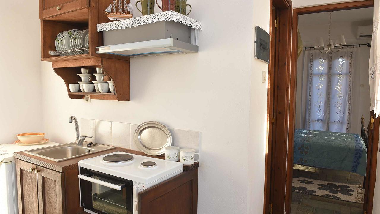 Apartamento Anemos And Almyra Kini Exterior foto